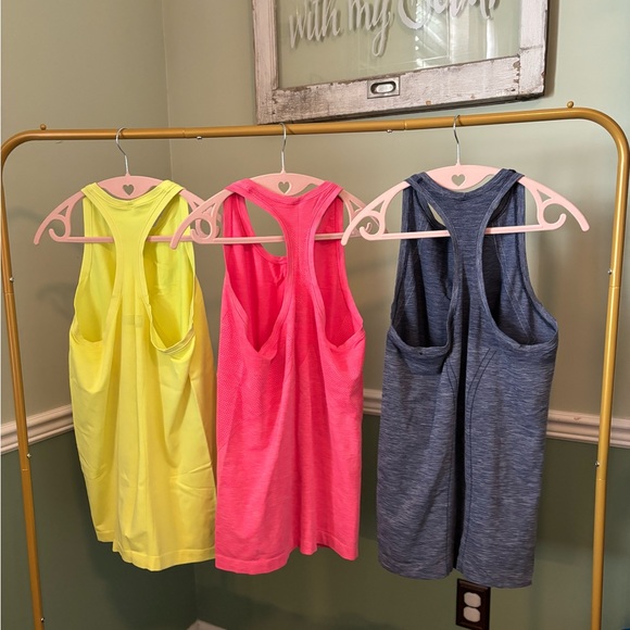 Victoria’s Secret Color - Pink Size Large Tank - Picture 2 of 7